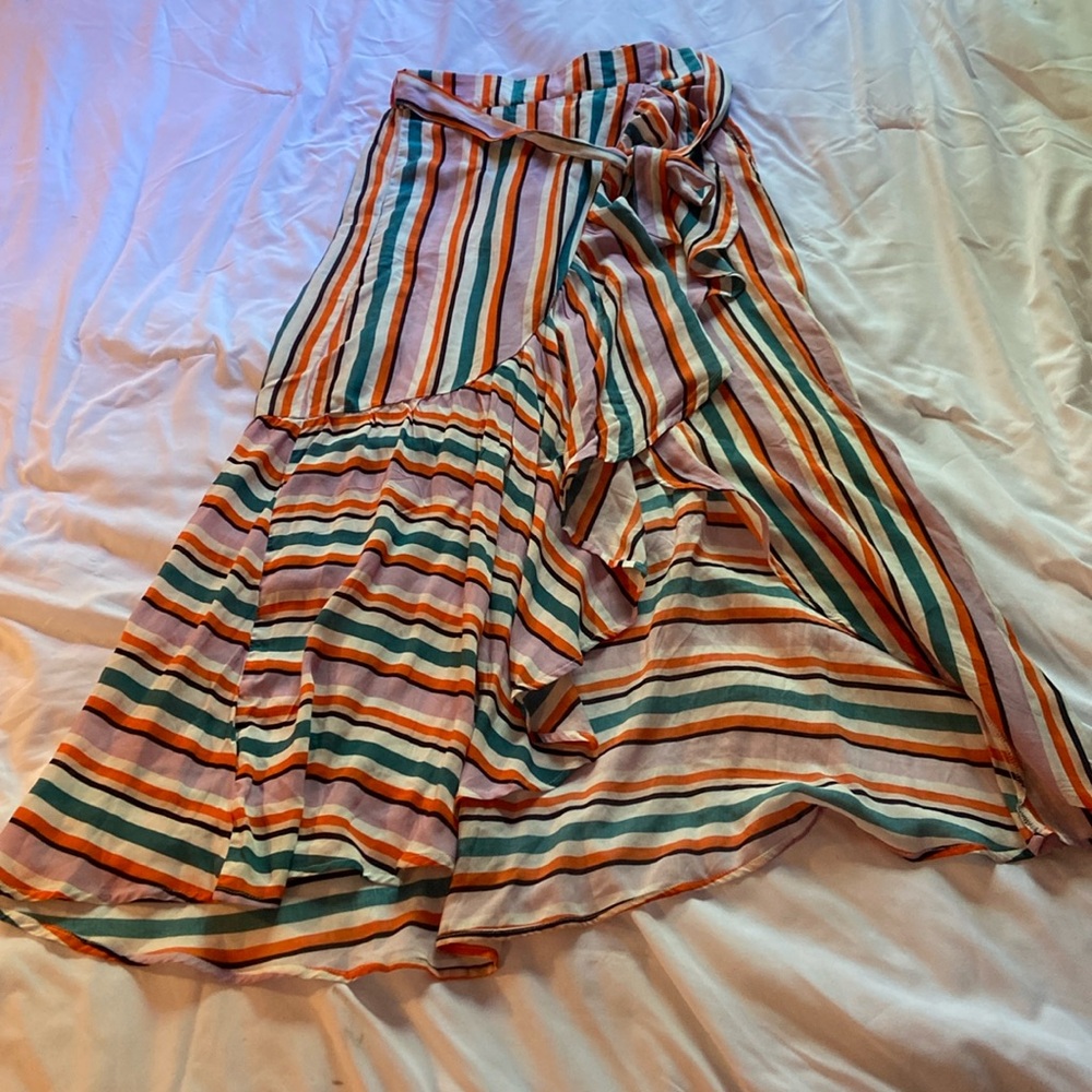 Maaji Carnival Candy Stripe Midi Skirt Size Small for beach or vacation - Picture 4 of 9